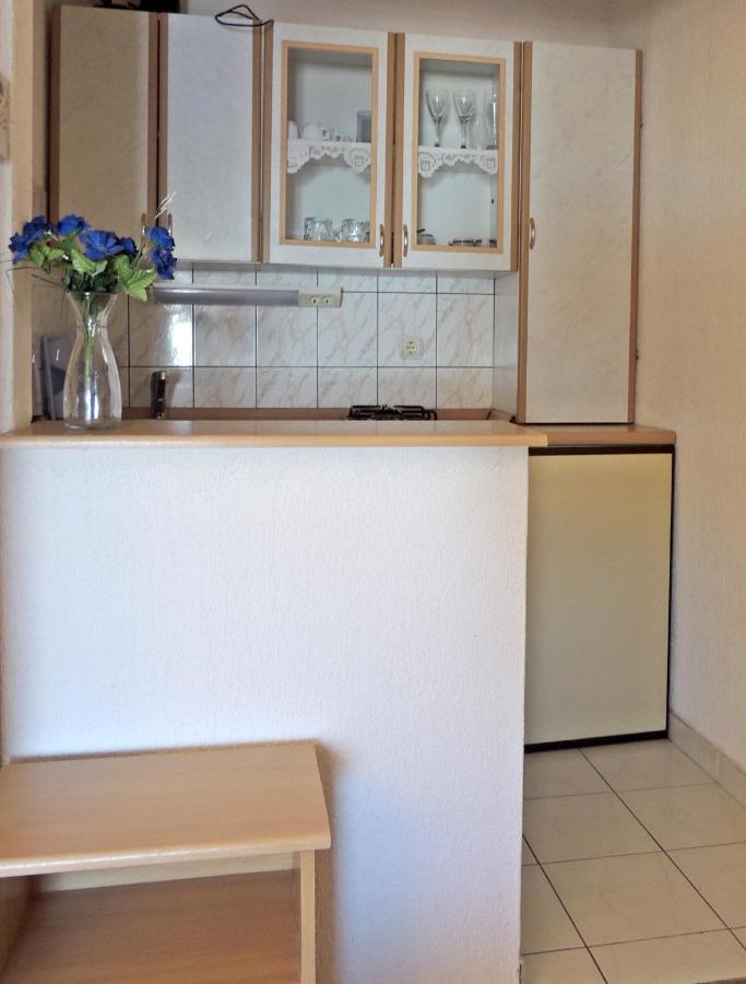 Apartman Husic Pag Town Dış mekan fotoğraf