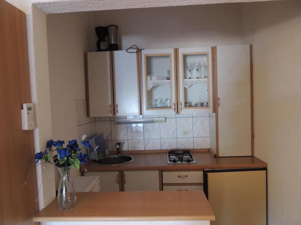 Apartman Husic Pag Town Dış mekan fotoğraf