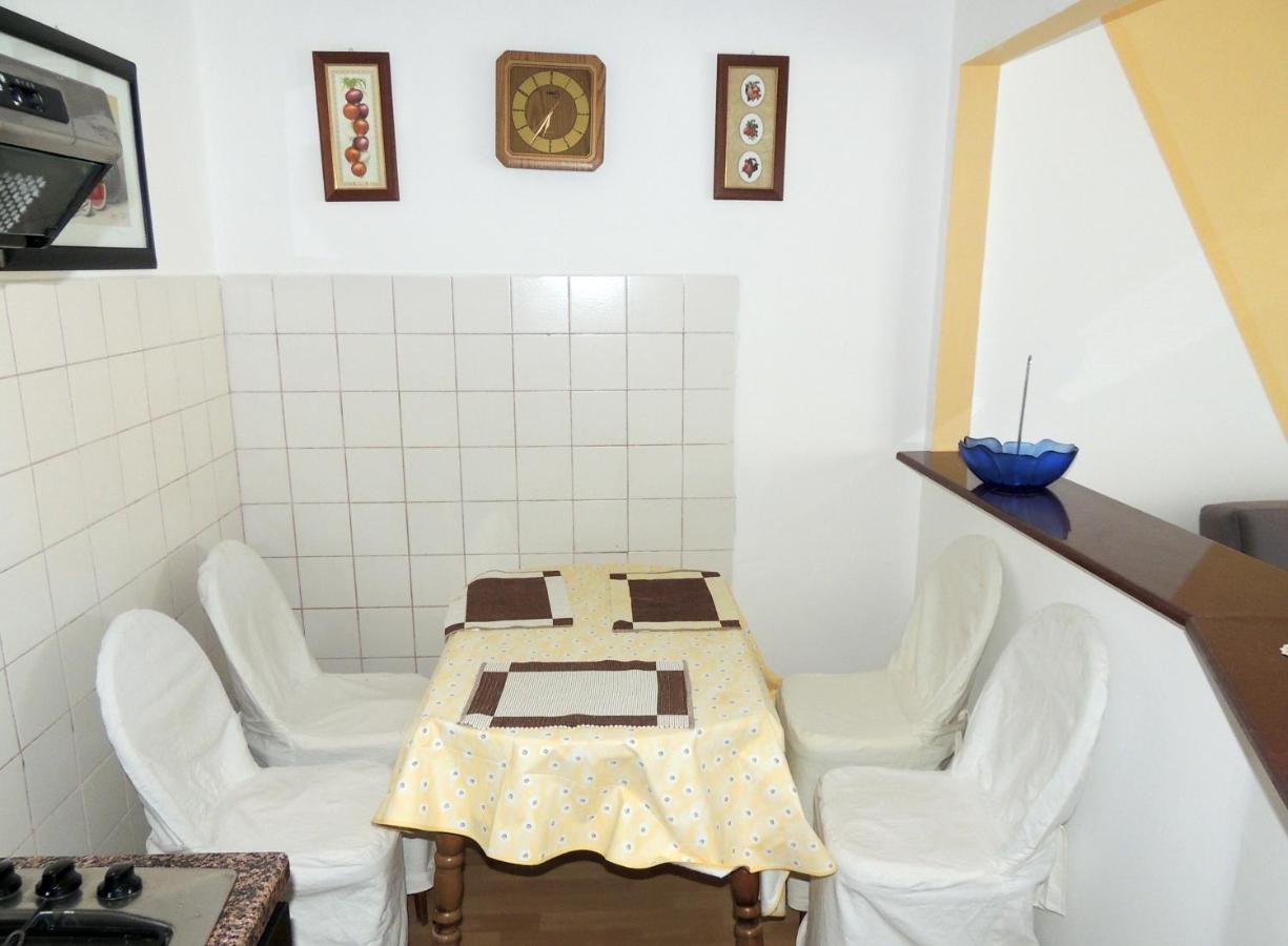 Apartman Husic Pag Town Dış mekan fotoğraf