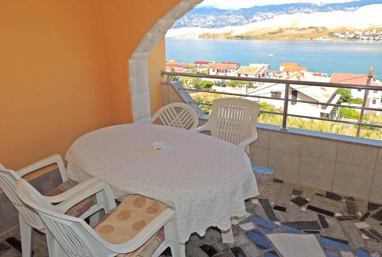 Apartman Husic Pag Town Dış mekan fotoğraf