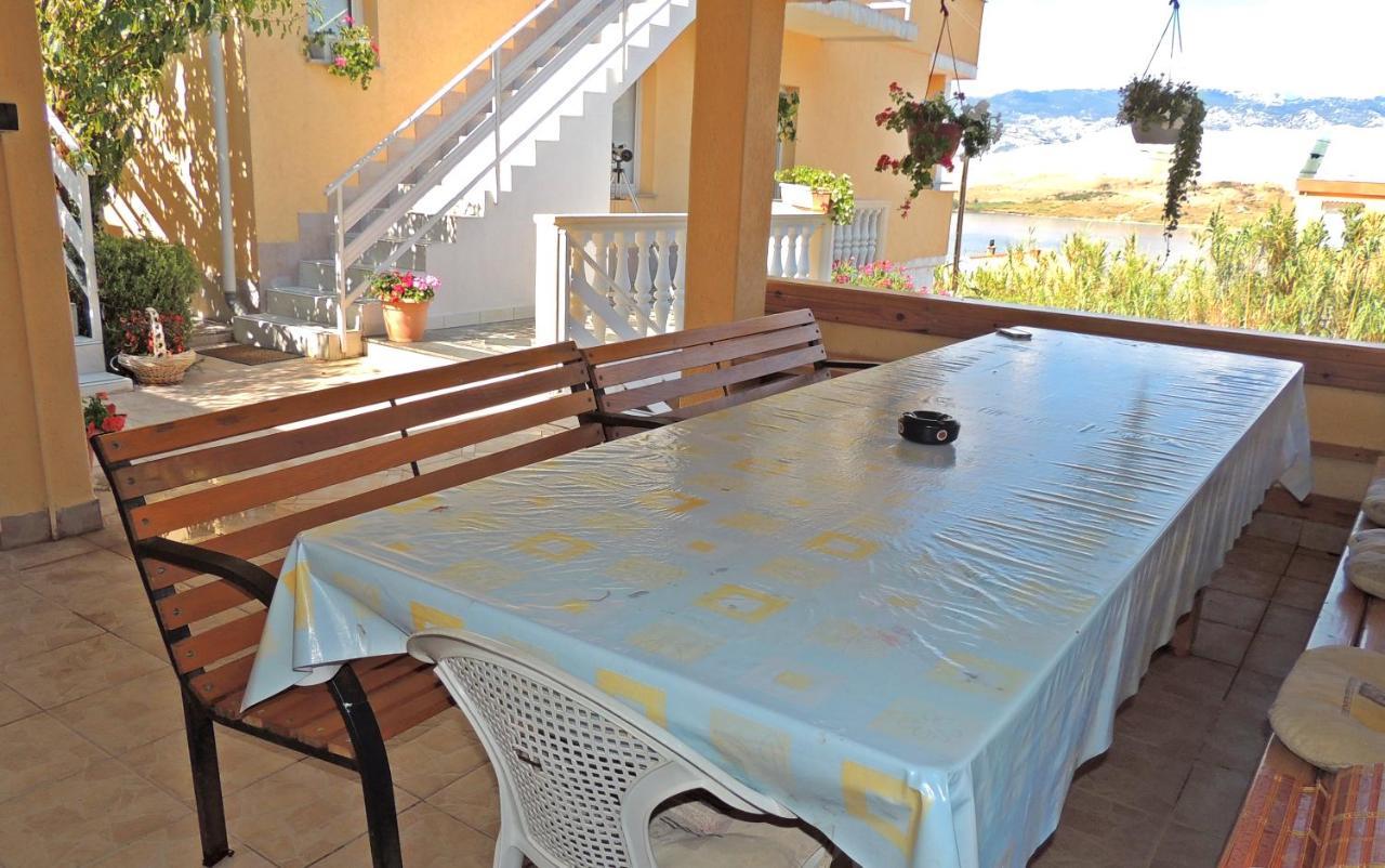 Apartman Husic Pag Town Dış mekan fotoğraf