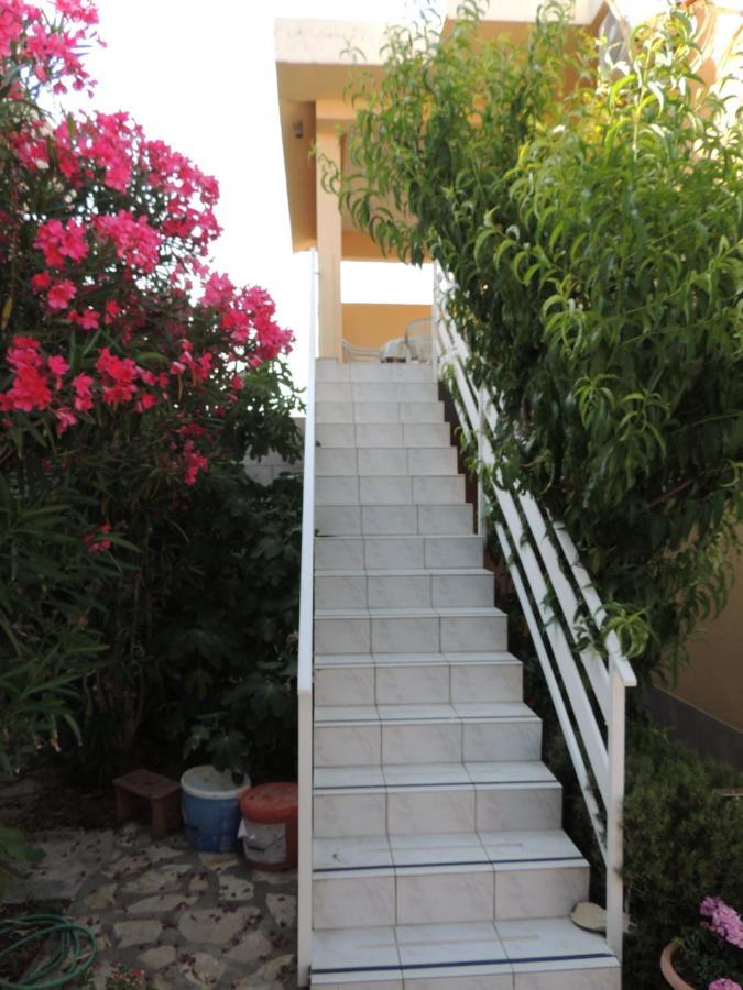 Apartman Husic Pag Town Dış mekan fotoğraf
