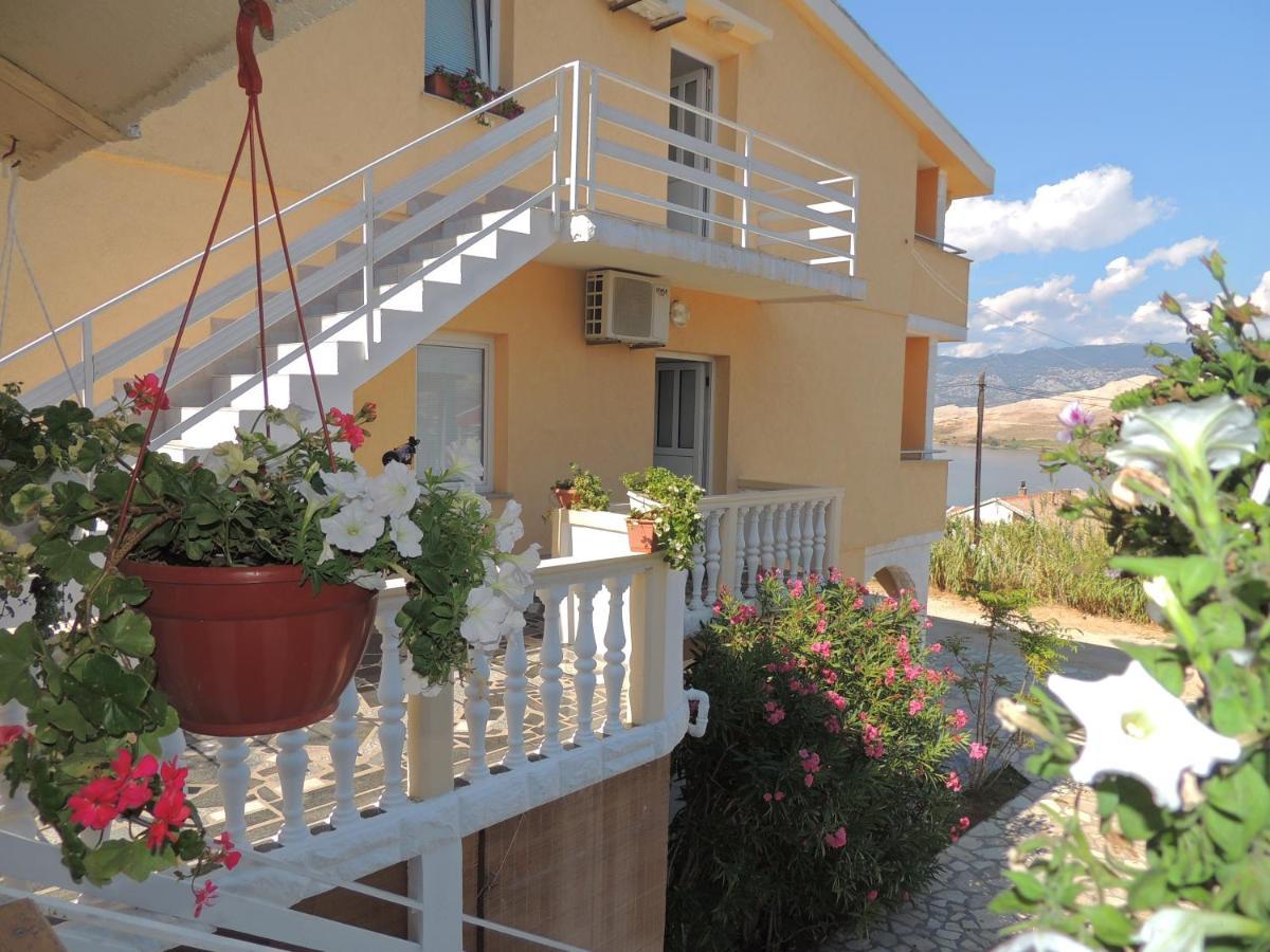 Apartman Husic Pag Town Dış mekan fotoğraf